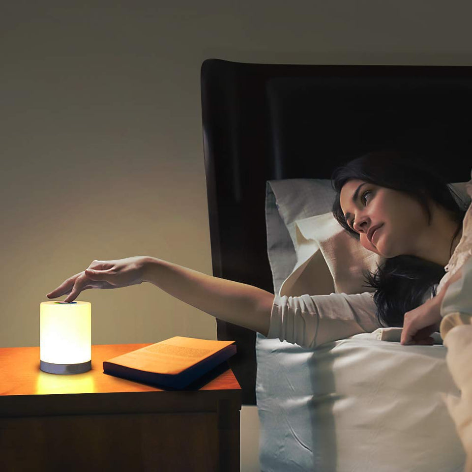 Luz de Noche Recargable, MCSWKEY Luz de Nocturna LED 6 Colores LED Lámparas de Mesa Inteligente para Bebe, Control Tactil, Regulable, Cambio de Color RGB para Niños, Habitación, Cámping (Blanco Cálido)